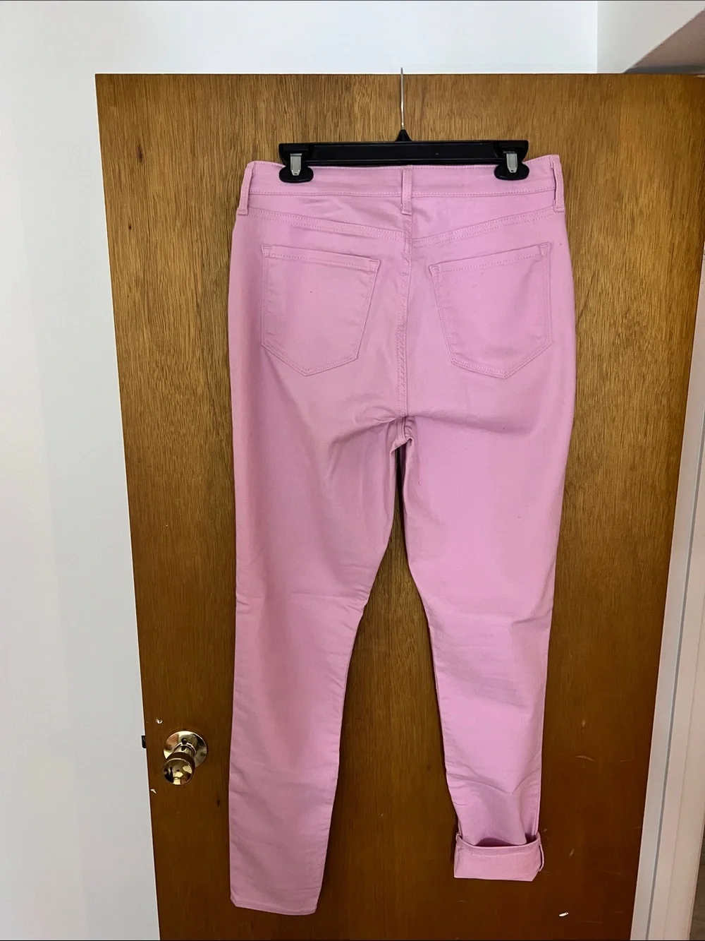 Ladies Old Navy pink jeans. Size 10 tall.
